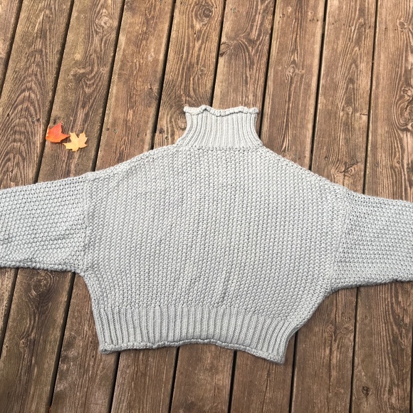 Sweater: H&M Green Chunky Heavy Knit Turtleneck (Women's Small) - Picture 6 of 10